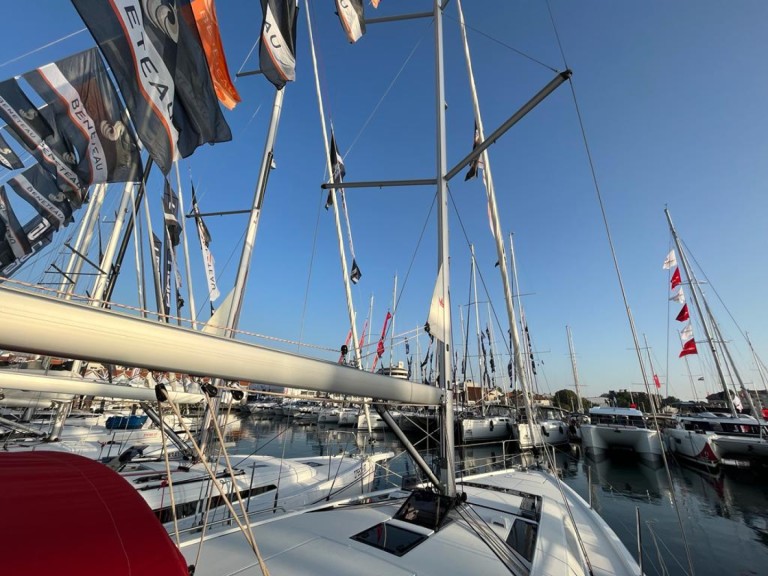 Location bateau Pomer pas cher Oceanis 46.1