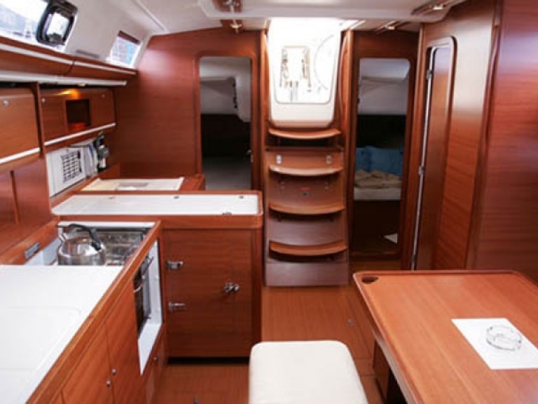 Location bateau Jeanneau dufour 405 à La Trinité-sur-Mer sur Samboat