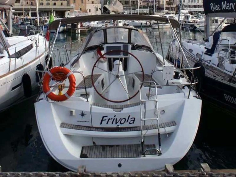 Location bateau Jeanneau Sun Odyssey 36i à Punta Ala sur Samboat