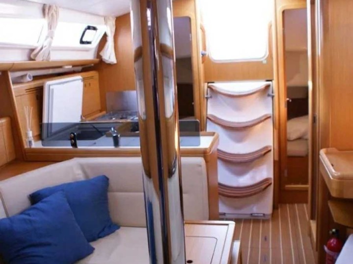Location à Punta Ala - Jeanneau Sun Odyssey 36i sur SamBoat