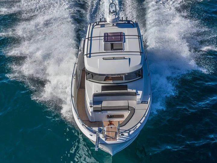 Location bateau Jeanneau Merry Fisher Marlin 895 à Dénia sur Samboat