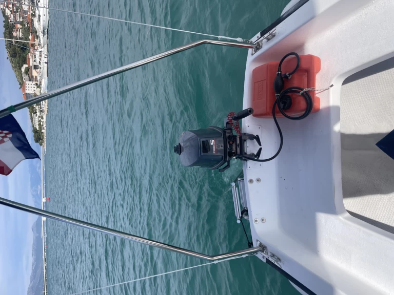 Pasara Elan  Elan  a louer à Trogir
