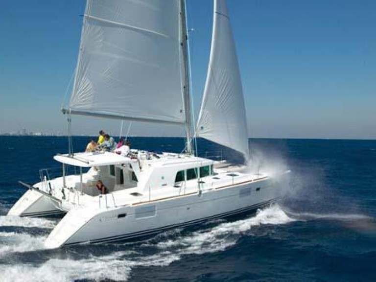 Louer Catamaran avec ou sans skipper Lagoon à Marina (Ville)