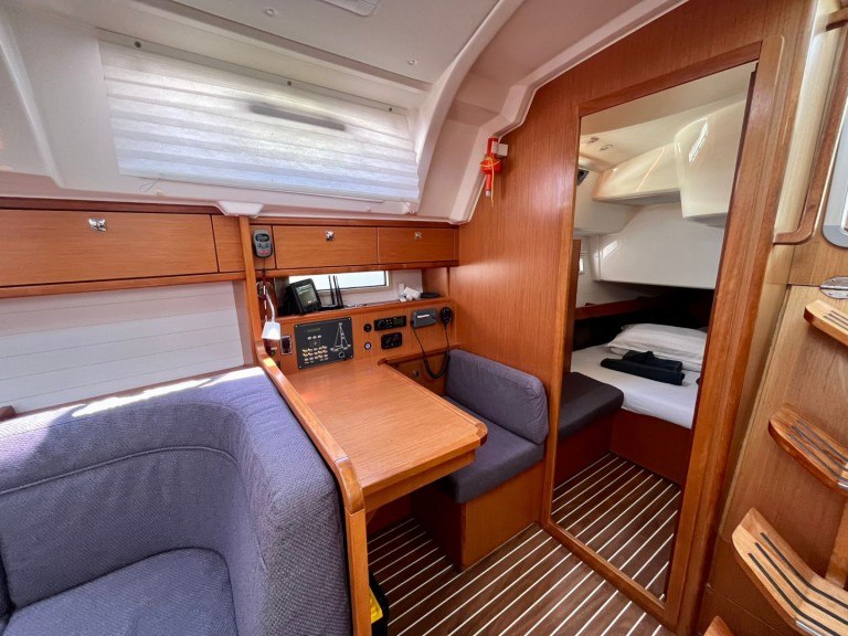 Location Voilier à Marina (Ville) - Bavaria Cruiser 41