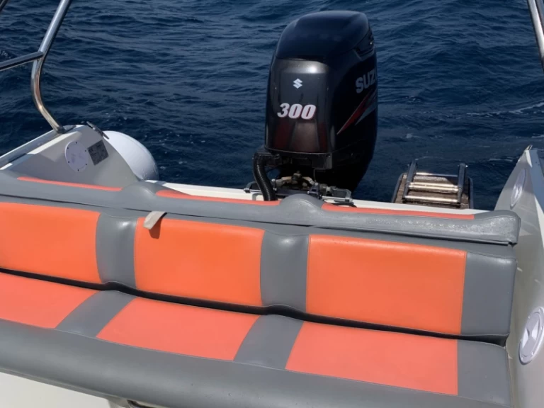 Location à Hyères - Kardis THUNDERBIRD 780 sur SamBoat