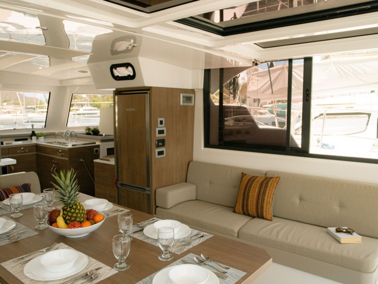 Location bateau Tortola pas cher Bali cat space