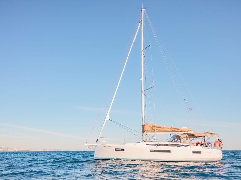 Location bateau Jeanneau Sun Odyssey 410 à Lefkáda sur Samboat