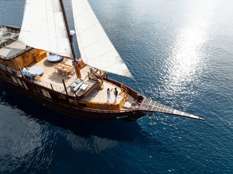 Yacht à louer à Komodo au meilleur prix