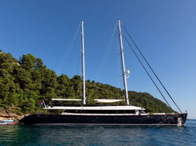 Zeilboot te huur in Krilo voor de beste prijs