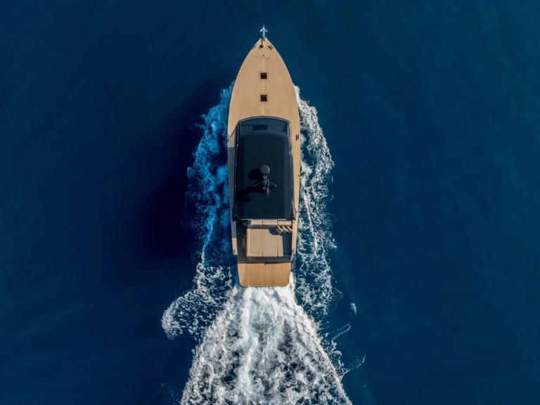 Location Yacht Colnago avec permis