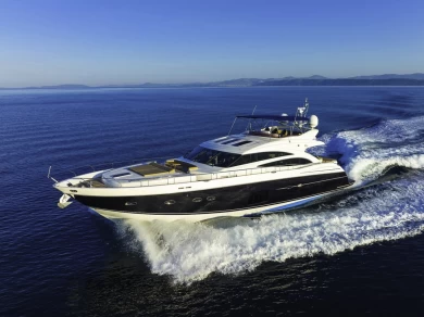 Noleggiare una Princess Princess V85 a Kaštela