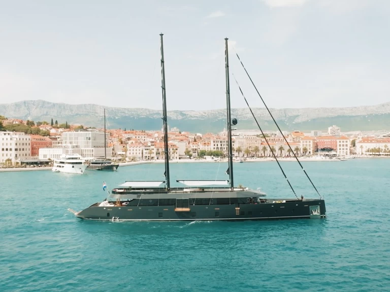 Location bateau Radež d.d. Reposado à Krilo sur Samboat