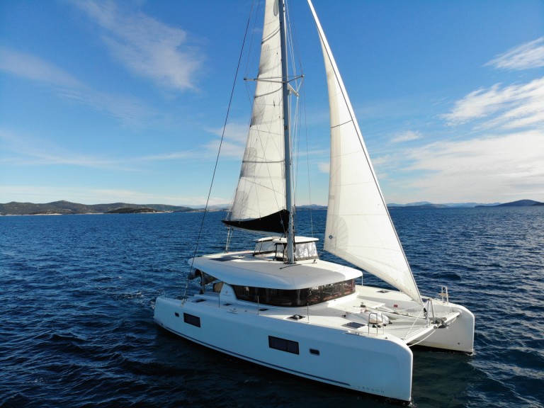 Location Catamaran Lagoon avec permis