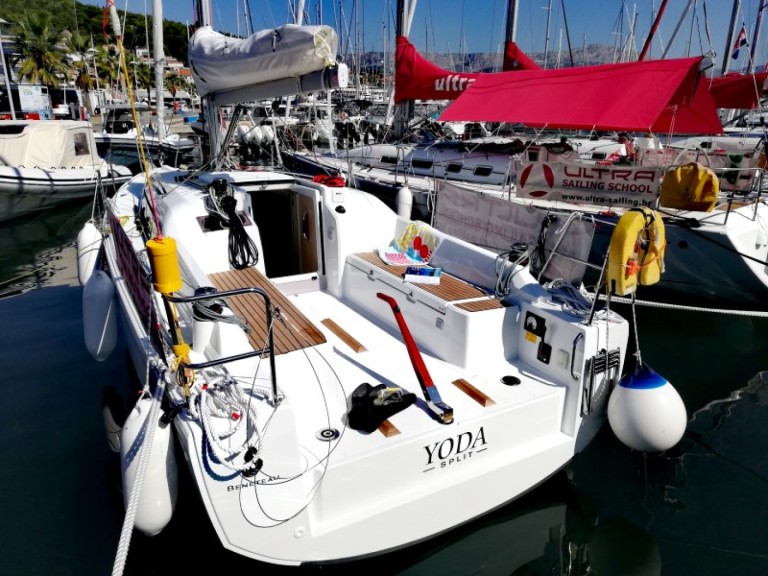 Louer Voilier avec ou sans skipper Bénéteau à Pomer