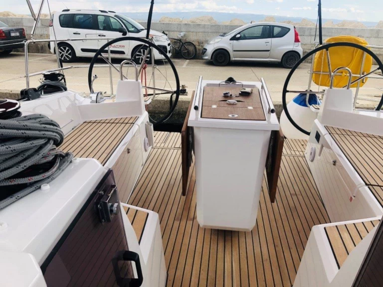 Location Voilier à Split - Bénéteau Oceanis 40.1