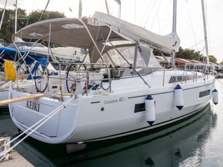 Location bateau Bénéteau Oceanis 40.1 à Pomer sur Samboat