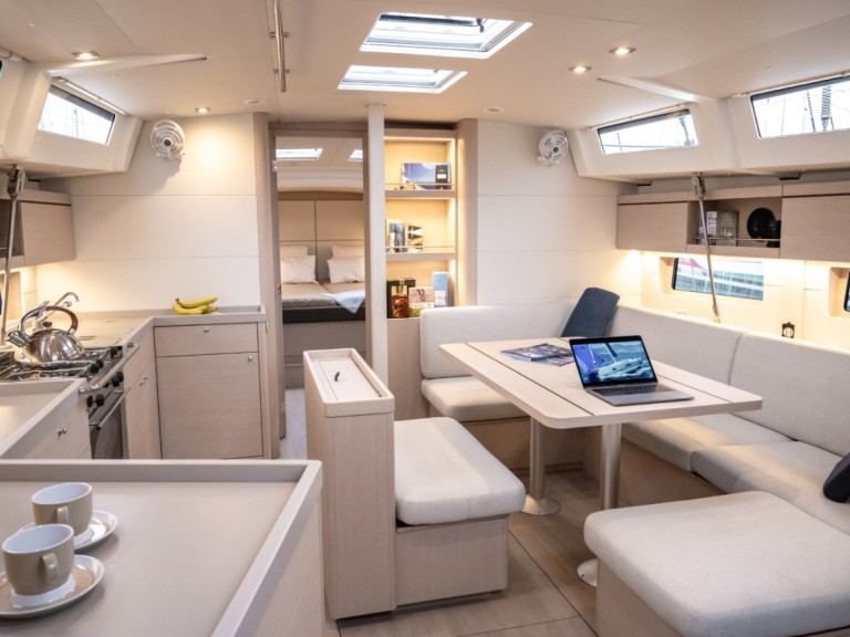 Location Voilier à Pomer - Bénéteau Oceanis 46.1