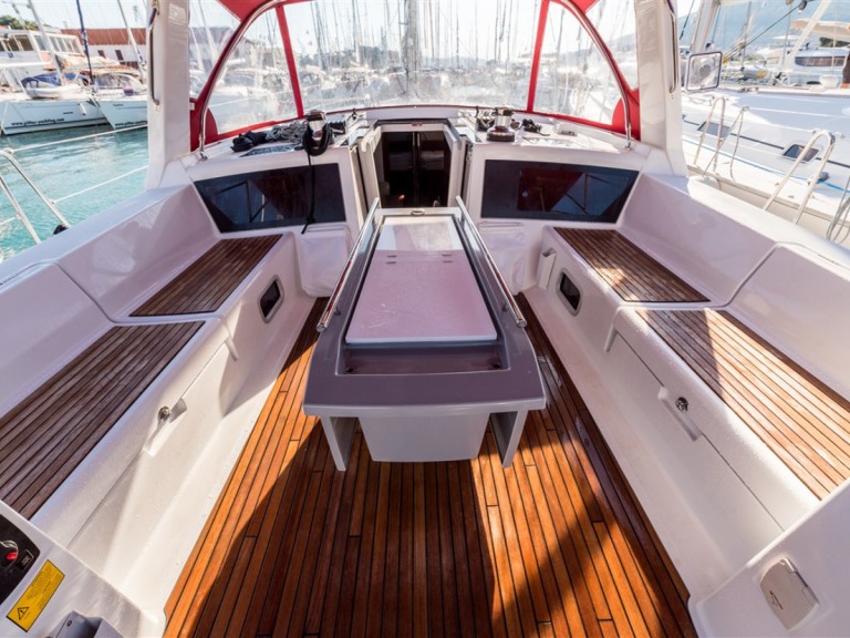 Location bateau Split pas cher Oceanis 48