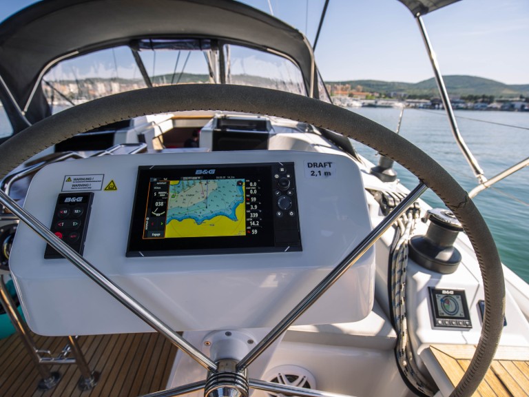 Louez un Hanse Hanse 458 à Sibenik