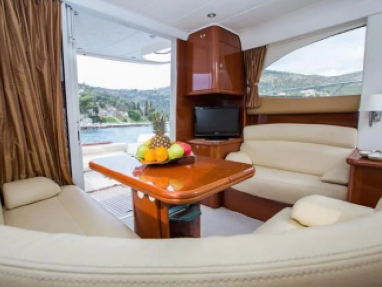 Location bateau Jeanneau Prestige 36 à Split sur Samboat