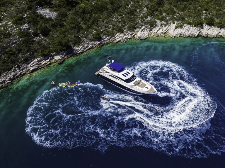 Location bateau Kaštela pas cher Princess V85