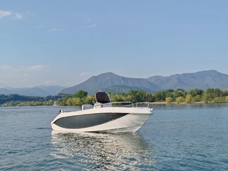 Location à Côme (Ville) - Trimarchi s 57 pro sur SamBoat