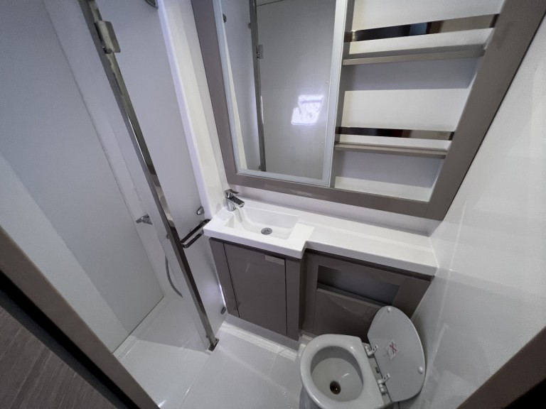 Location Catamaran Fountaine Pajot avec permis