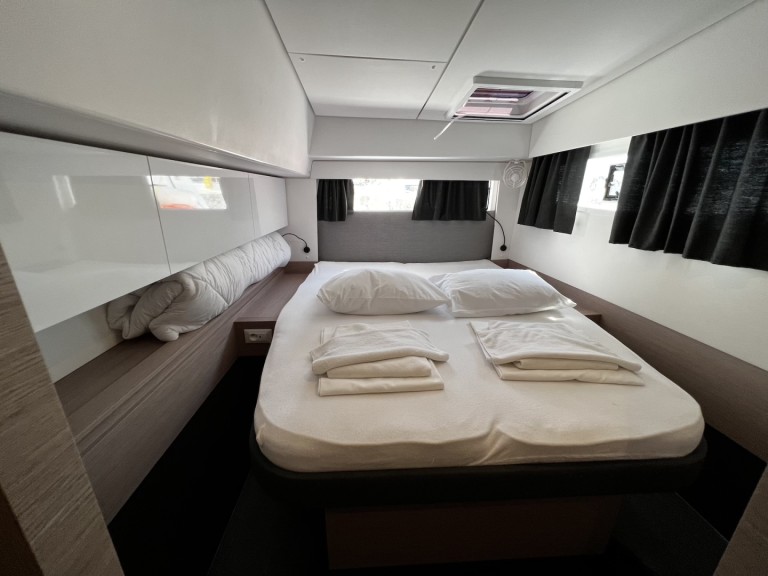 Fountaine Pajot Elba 45 a louer à Sukošan