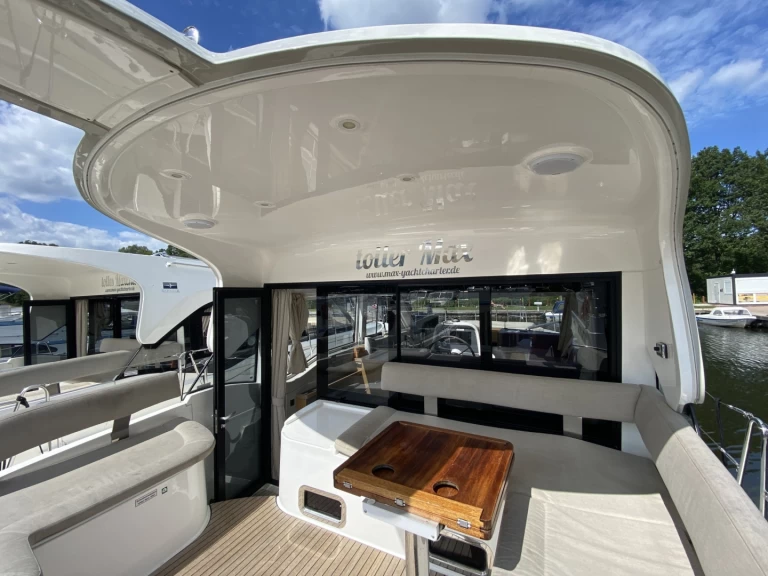 Bavaria E40 Sedan a louer à Rheinsberg