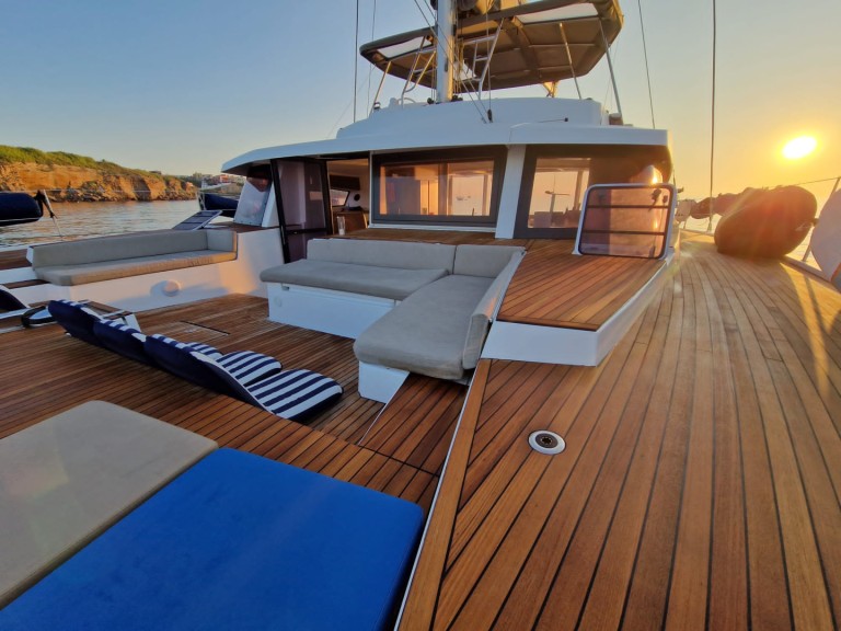 Louer Catamaran avec ou sans skipper Bali Catamarans à Olbia