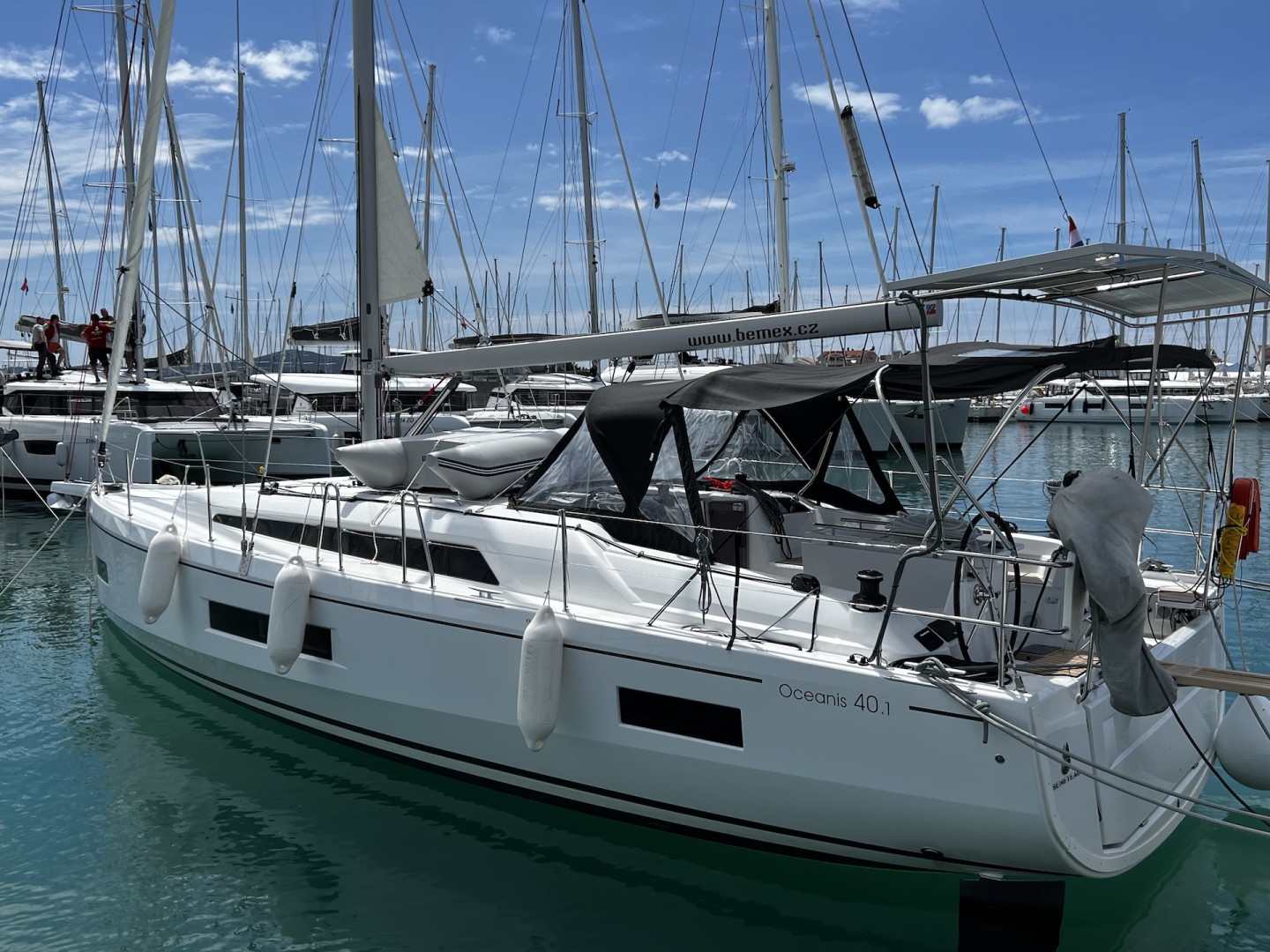 Bénéteau Oceanis 40.1 eco solar sailboat charter from D-Marin Dalmacija, Sukošan