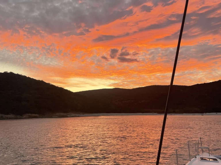 Location Catamaran Fountaine Pajot avec permis