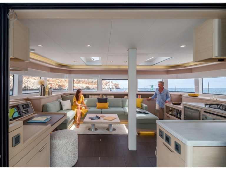 Location bateau Cugnana Verde pas cher Lagoon 55
