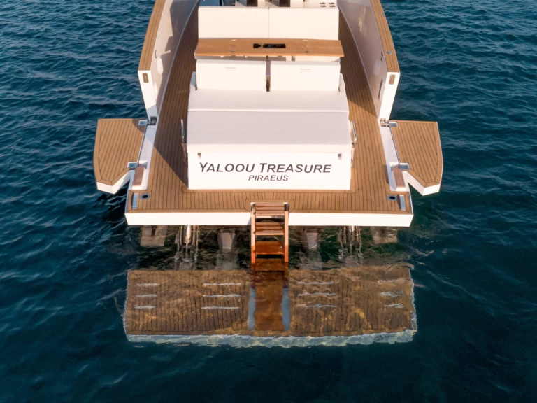 Vanguard Tesoro T40 a louer à Órmos Bay