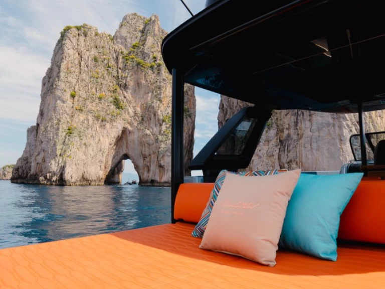 Louer Yacht avec ou sans skipper Cranchi à Castellammare di Stabia