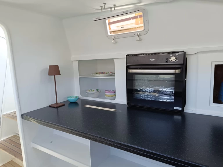 Catamaran à louer à Playa de Talamanca au meilleur prix