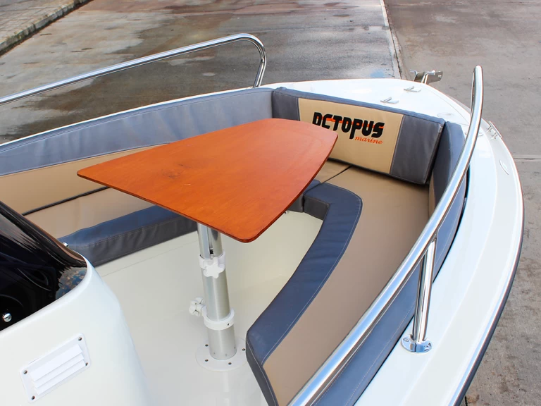 Louez un Octopus Octopus 470 à Manilva