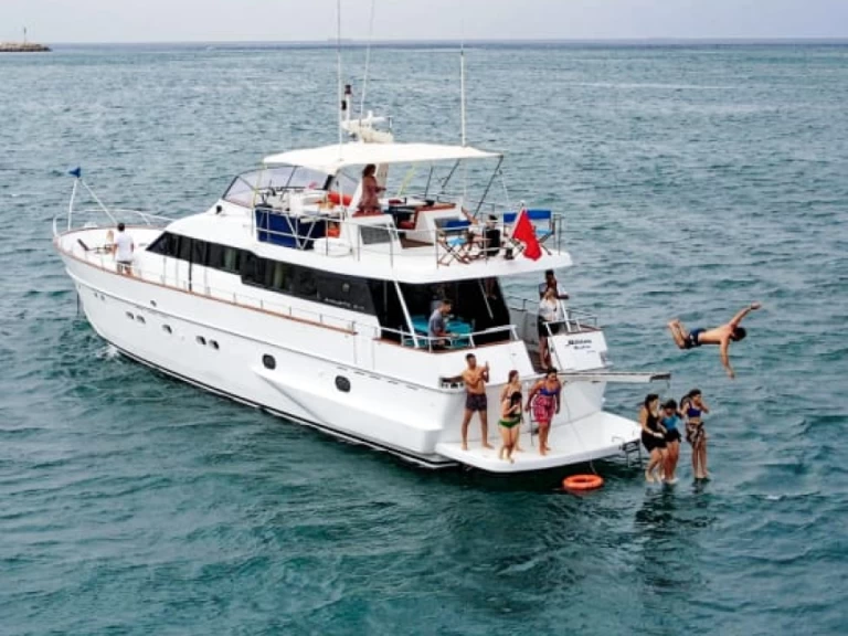 Location Yacht à Tanger-Assilah - Baglietto Baglietto 24