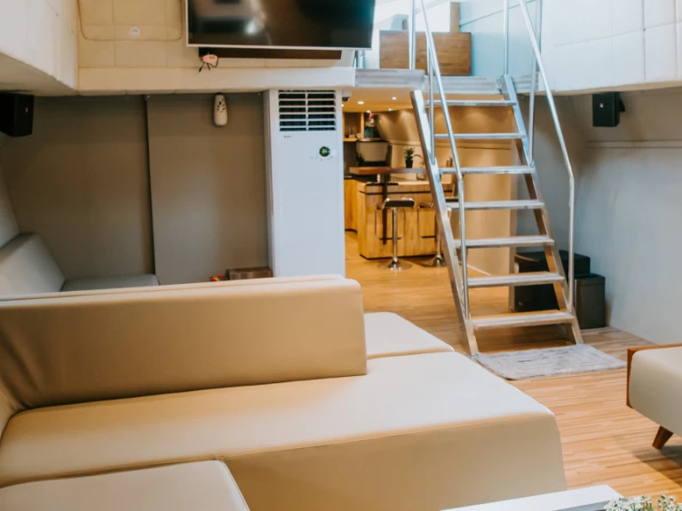 Location Yacht à Bali - Monohull 2018