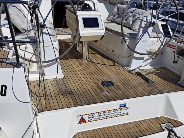 Location bateau Bavaria Cruiser 37 à Punat sur Samboat
