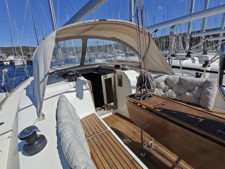 Location bateau Bavaria Cruiser 33 à Punat sur Samboat