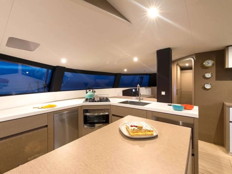 Location bateau Neel L'OCTANT à Provence-Alpes-Côte d'Azur sur Samboat