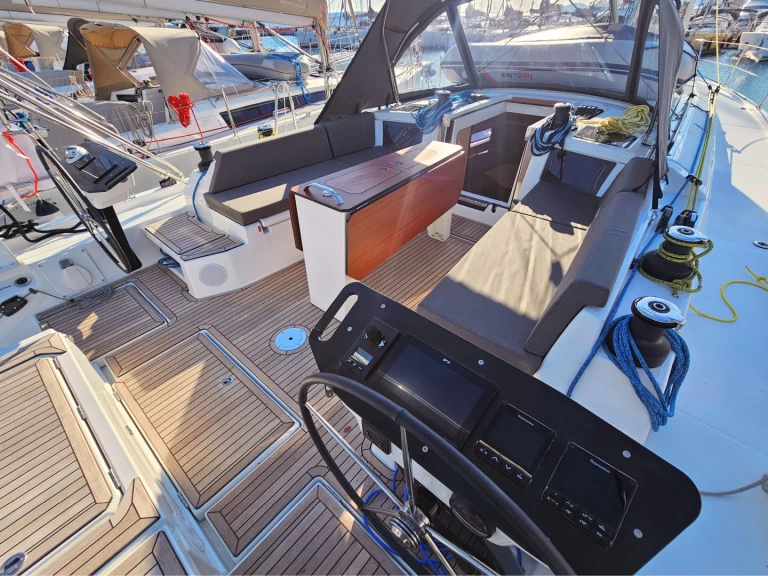 Voilier à louer à Kaštel Gomilica au meilleur prix