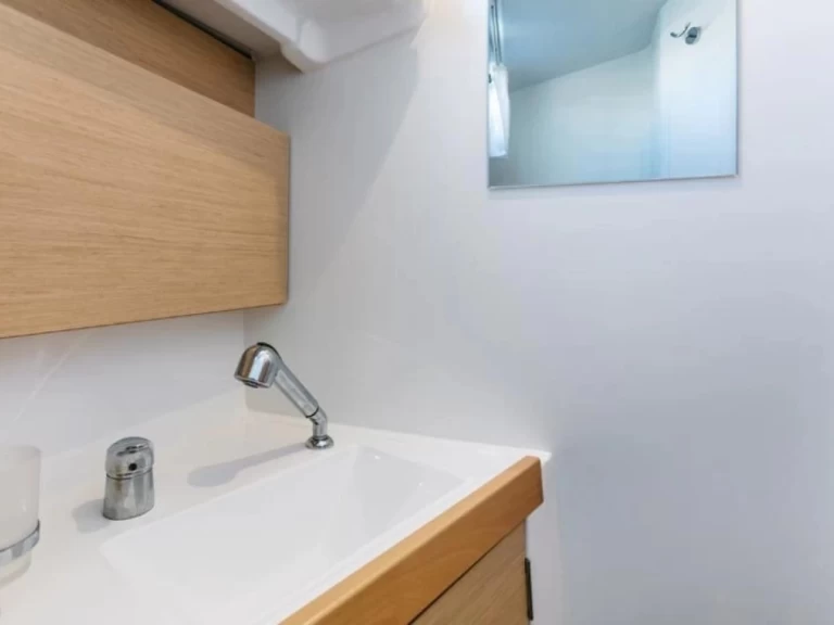 Louez un Bénéteau Oceanis 38 à Empuriabrava