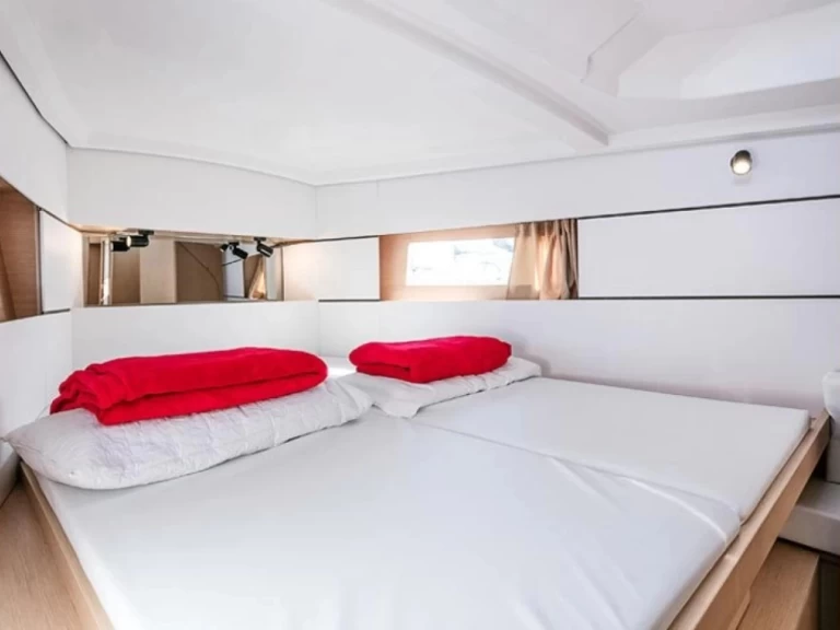 Location Voilier à Empuriabrava - Bénéteau Oceanis 38