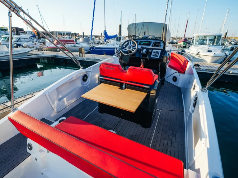 Location Bateau à moteur à L'Herbaudière - Prua al vento Jaguar 7.0