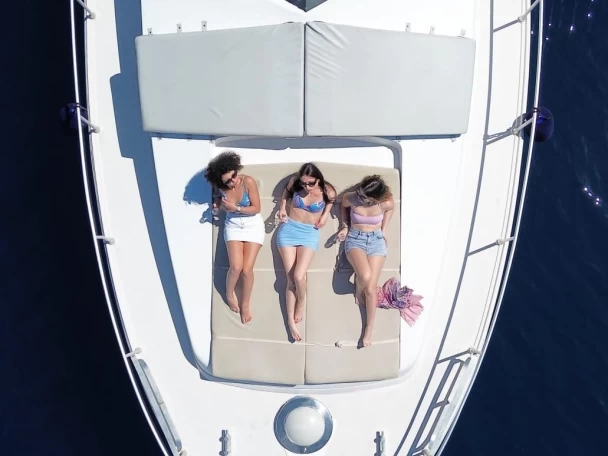 Location à Castellammare del Golfo - River Craft 45 Fly  sur SamBoat