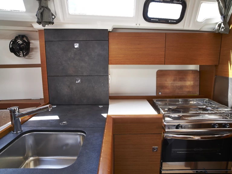 Jeanneau Sun Odyssey 349 a louer à Biograd na Moru