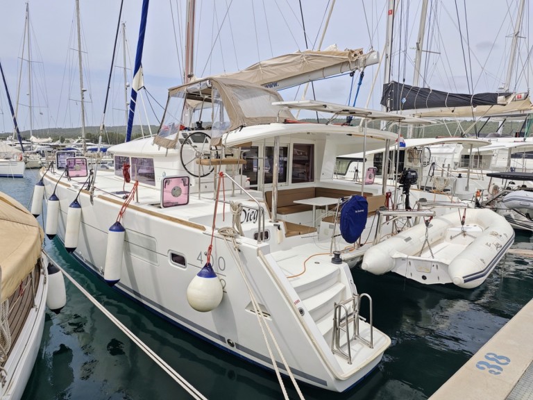 Location bateau Sukošan pas cher Lagoon 400 S2