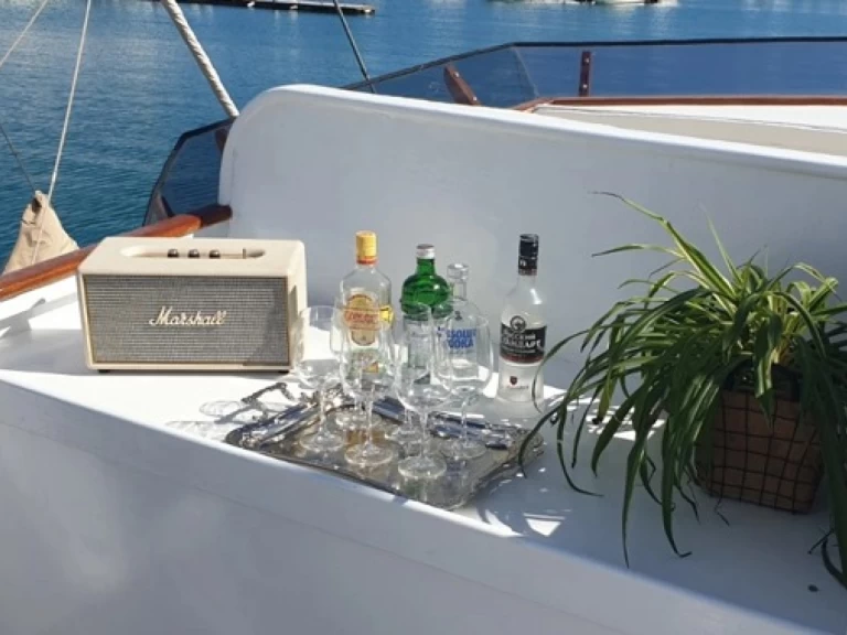 Location Yacht Grand Banks avec permis